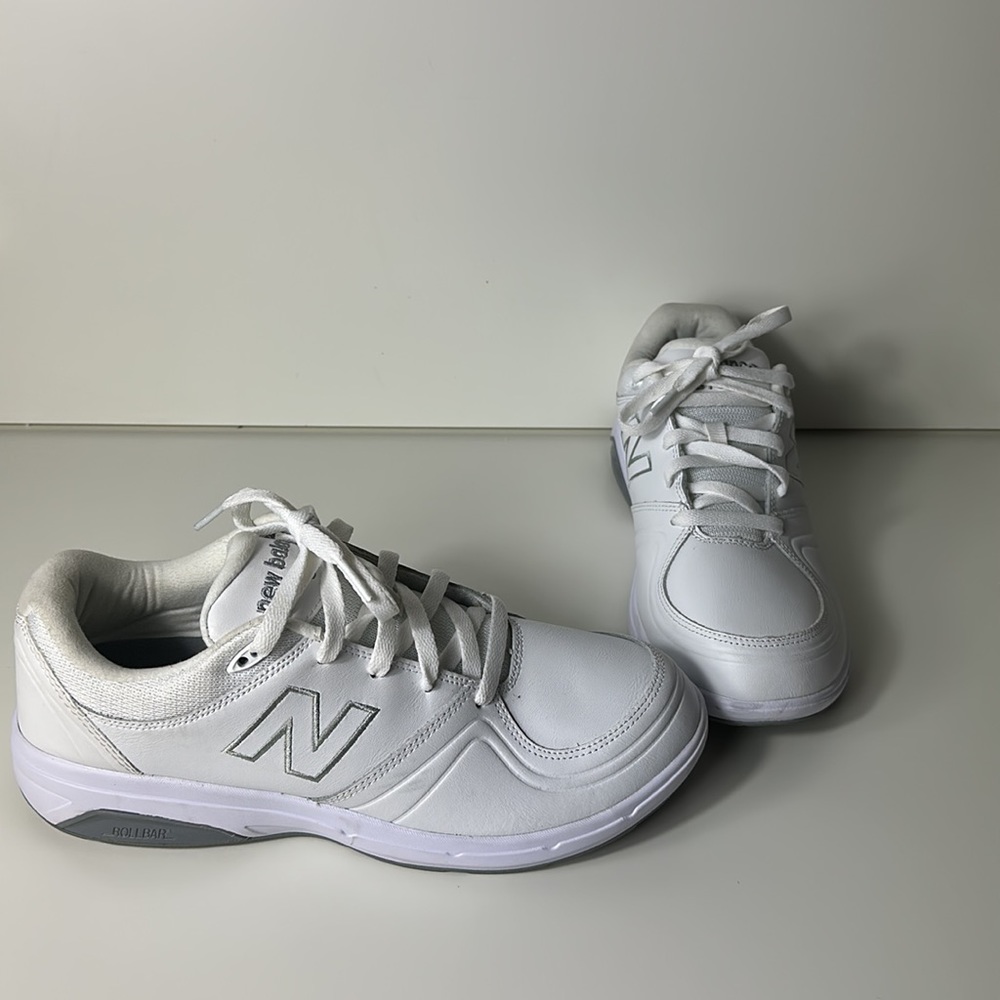 New Balance 813 White Leather Round Toe Lace Up Walking Shoes, Women’s Size 11B